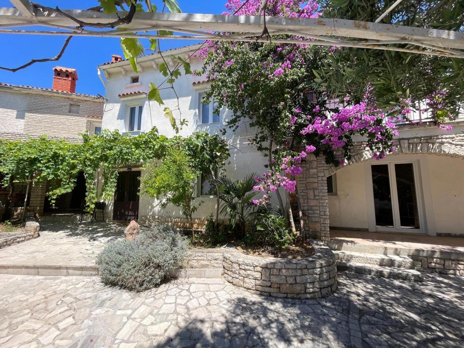 Villa Giulia Ližnjan Екстериор снимка